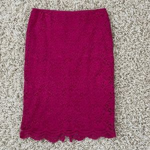 Women’s Knee Length Fuchsia Pink Worthington Skirt Size 8